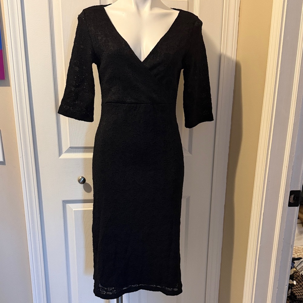 Aura Black Quarter Sleeve Lace Detailed Dress, Size L